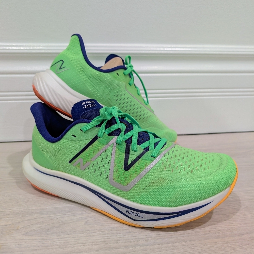 New Balance FuelCell Rebel v3 Sneakers